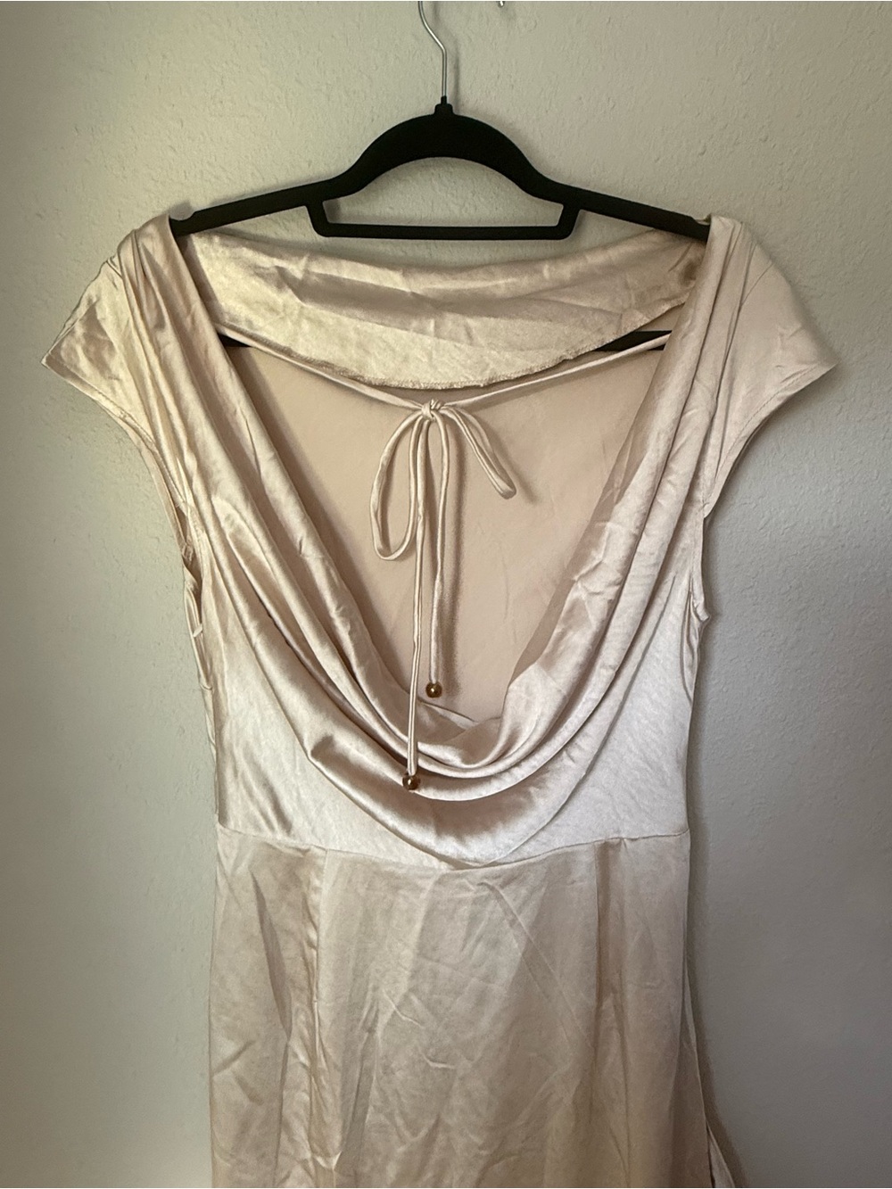 Selfie Leslie Cream Satin Cap-Sleeve Midi Dress - Picture 6 of 7